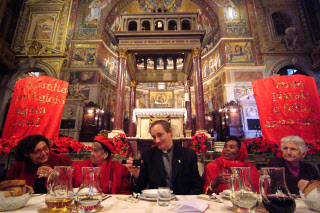 Repas de Noël des pauvres à Rome