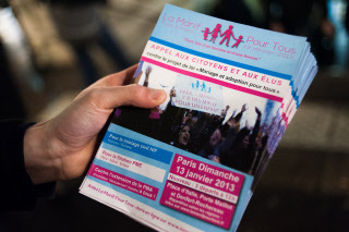 Manif Pour Tous : distribution de tracts