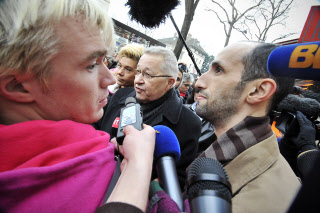 Card. VINGT TROIS lors de la manifestation contre le mariage pour tous
