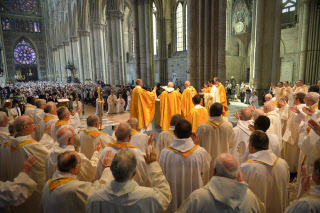 Ordination presbytérale d'Arnaud DHUICQ