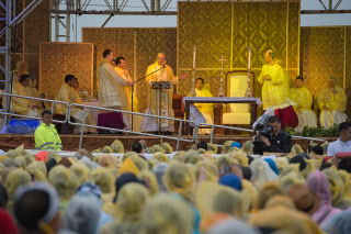 Messe célébrée par le Pape François à Tacloban aux Philippines