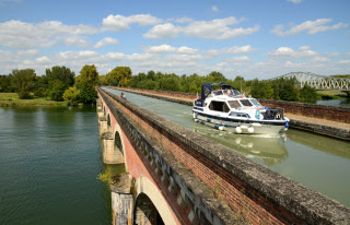 Pont- Canal de Cacor
