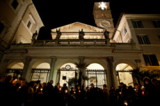 Rome, prière de la Cté de Sant'Egidio pour les victimes des attentats terrorsites à Paris