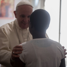 Le pape François visite une maison de la Communauté Pape Jean XXIII à Rome