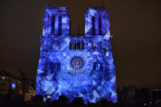 Centenaire de la première guerre mondiale, son et lumière à Notre-Dame de Paris.