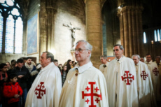 Le Card. VINGT-TROIS, arch. de Paris, prend congé de sa charge.