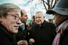 Le Card. VINGT-TROIS, arch. de Paris, prend congé de sa charge.