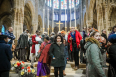 Messe de consécration du nouvel autel de la basilique Saint-Denis.