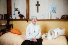 Soeur Bernadette MORIAU, 70e guérison miraculeuse de Lourdes.