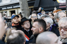 Marche blanche en hommage est rendu à Mireille KNOLL.