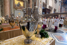 Jeudi Saint. Messe Chrismale en la basilique St Pierre au Vatican.