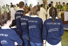 Messe d’envoi en mission des Volontaires MEP, Paris, France.