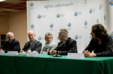 Conférence de presse avec les victimes de prêtres pédophiles