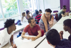 Jeunes migrants, dispositif d'insertion sociale et professionnelle en Ile-de-France.