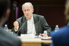 Mgr Luc CREPY, évêque du Puy-en-Velay, pdt de la CPLP.