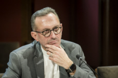 Mgr Olivier RIBADEAU DUMAS, secrètaire général et porte parole de la CEF.