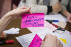 Grand débat national dans la paroisse Saint-Eloi à Paris, France.