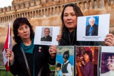 Veillée de prière à Rome des victimes d'abus sexuels au sein de l'Eglise.