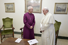 Le pape François et Justin WELBY, archevêque de Cantorbéry au Vatican.