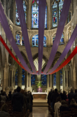 Incendie de la cathédrale Notre-Dame de Paris, messe en l'égl. Saint-Sévérin.