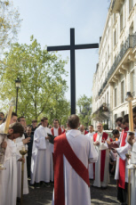 Vendredi saint, Chemin de croix à Paris.