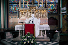 Première messe à Notre-Dame de Paris depuis l'incendie.