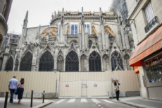 Reprise des travaux de reconstruction de la cathédrale Notre Dame de Paris.