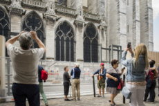 Reprise des travaux de reconstruction de la cathédrale Notre Dame de Paris..