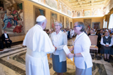 Le pape François rencontre en audience des membres du réseau Talitha Kum.