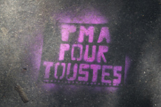Tag en faveur de la PMA.
