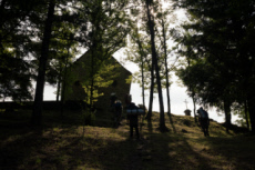 Les Goums sont des marches d’une semaine dans des environnements reculés.