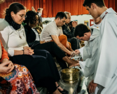 Semaine sainte, messe vespérale du Jeudi saint, lavement des pieds.