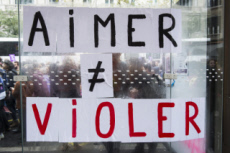 Paris, marche contre les violences sexistes et sexuelles faites aux femmes.