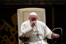 Le pape François lors des traditionnels vœux à la Curie.
