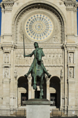 Statue équestre de Jeanne d'Arc du sculpteur Paul Dubois.