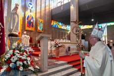 Le Card. Jean-Claude HOLLERICH prend possession de son titre cardinalice.