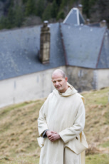 Dom Dysmas de LASSUS, prieur et ministre général de l'Ordre des Chartreux.