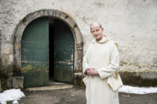 Dom Dysmas de LASSUS, prieur et ministre général de l'Ordre des Chartreux.