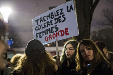 Marche féministe organisée à Paris.