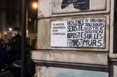 Marche féministe organisée à Paris.