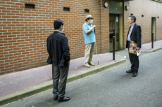 Coronavirus, Covid-19, les prêtres à la rencontre des paroissiens.