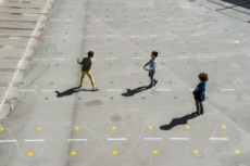 France, Covid-19, reprise des cours pour des élèves d'une classe de CE2.