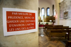 Coronavirus, aménagement de l’église suivant les mesures sanitaires.