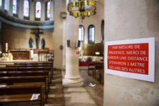 Coronavirus, aménagement de l’église suivant les mesures sanitaires.