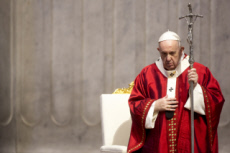 Le pape François lors de la célébration de la messe de Pentecôte.