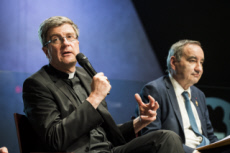 Crise Covid-19, débat avec les présidents des principaux cultes en France.