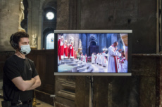 Covid-19, retransmission de la messe d'ordinations.