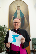 Mgr Alfred XUEREB, nonce apostolique en Corée et en Mongolie.
