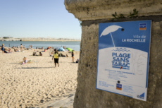 Illustration environnement, plage sans tabac à La Rochelle, France.