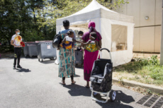 Distribution alimentaire au mois d'août par l'association ASA.